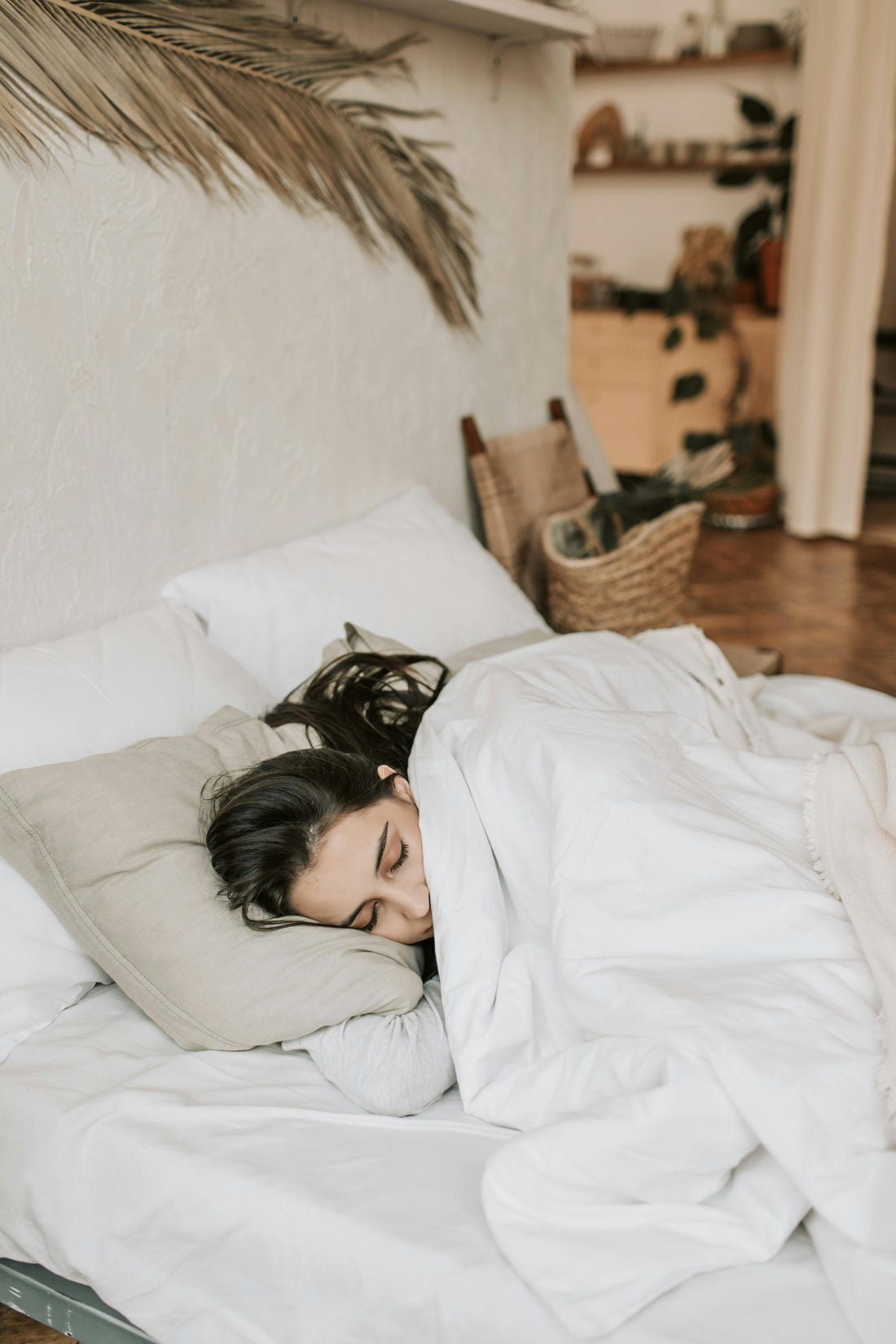 Magnesium Bisglycinate: What It Is Used For and How It May Help Improve Sleep